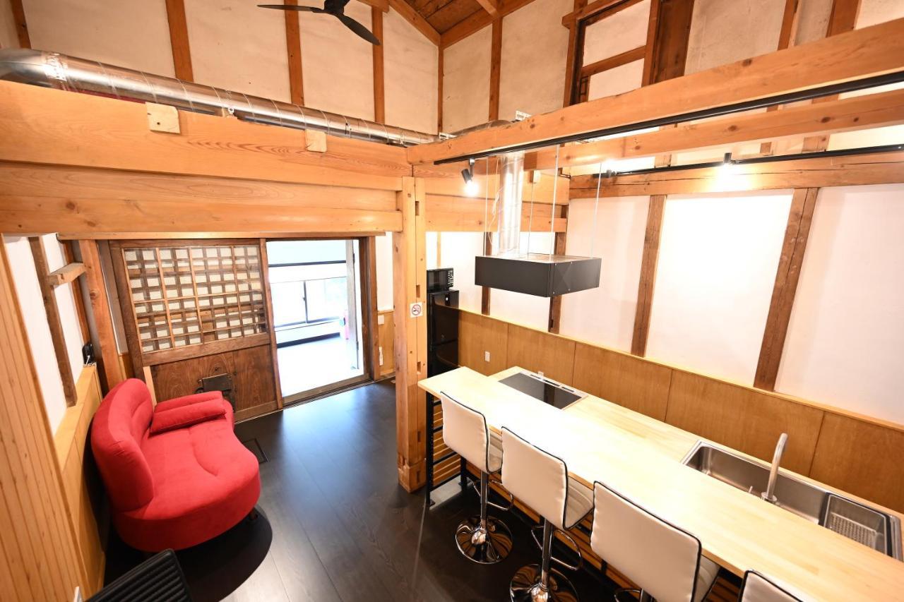 Manabi-Stay Takayama モダンな蔵ダイニングと半露天風呂付き古民家一棟貸切ホテル Exteriér fotografie