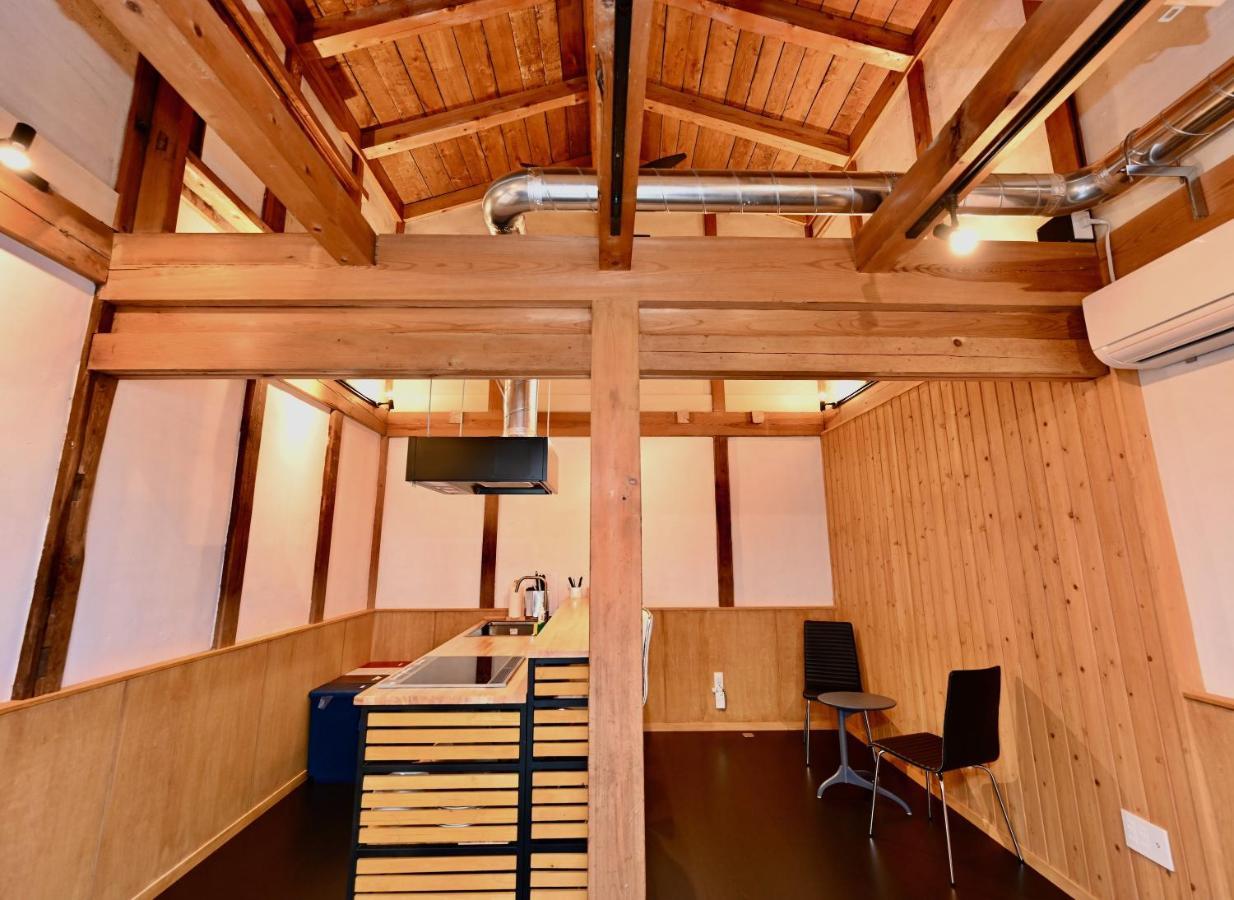 Manabi-Stay Takayama モダンな蔵ダイニングと半露天風呂付き古民家一棟貸切ホテル Exteriér fotografie